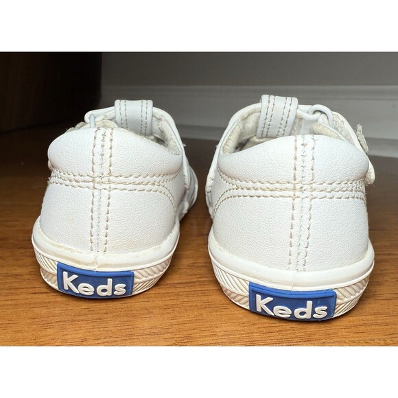 Keds Toddler Girl Shoes Daphne T-Strap White Leather Size 5 Hook Loop - Picture 5 of 9